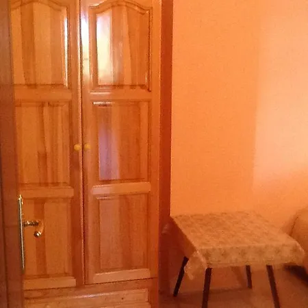 Apartment Chernomorska 13